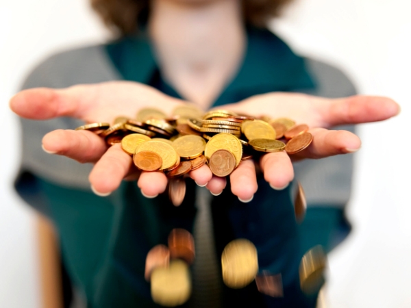 4 Ways of Taking Control of Your Spending Habits